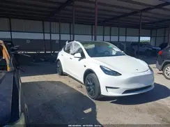7SAYGDEDXRF113389 2024 TESLA MODEL Y