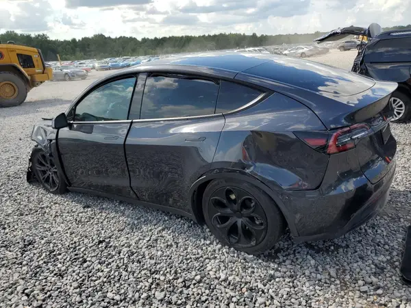 7SAYGDEDXRF114106 2024 TESLA MODEL Y - Image 2