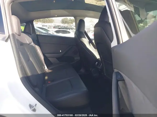 7SAYGDEDXRF114851 2024 TESLA MODEL Y - Image 8
