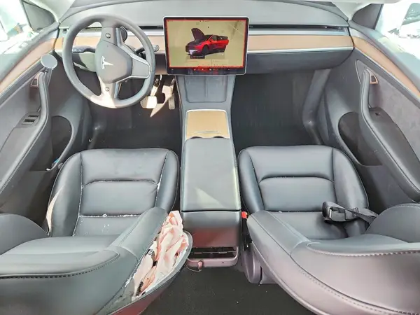 7SAYGDEDXRF186701 2024 TESLA MODEL Y - Image 8