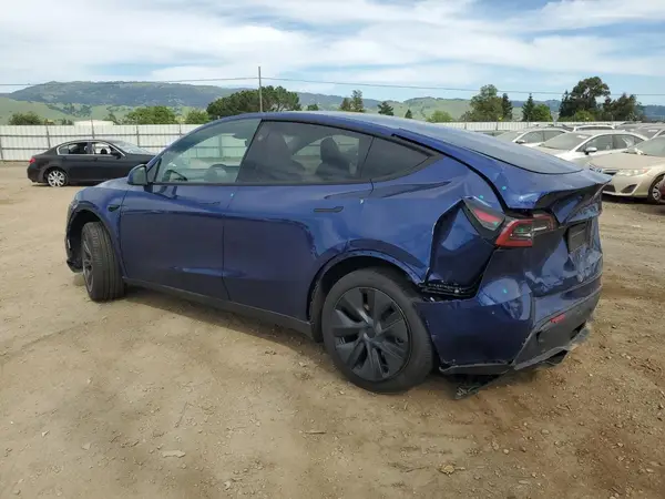 7SAYGDEDXRF194538 2024 TESLA MODEL Y - Image 2