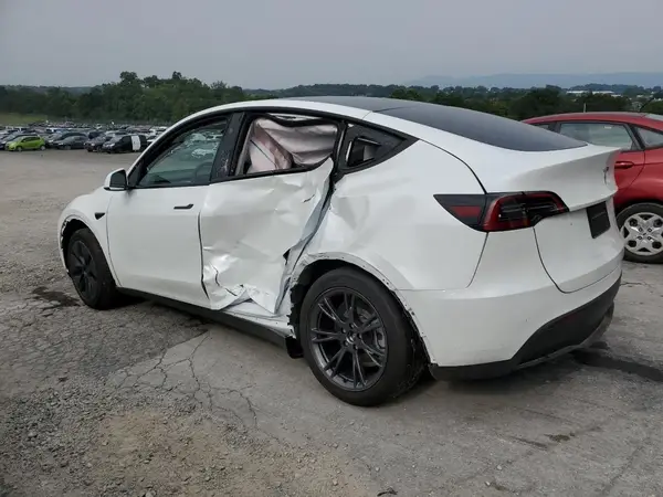 7SAYGDEDXRF202766 2024 TESLA MODEL Y - Image 2