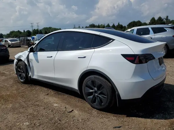 7SAYGDEDXRF207854 2024 TESLA MODEL Y - Image 2