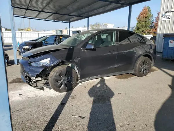 7SAYGDEDXRF209412 2024 TESLA MODEL Y - Image 1