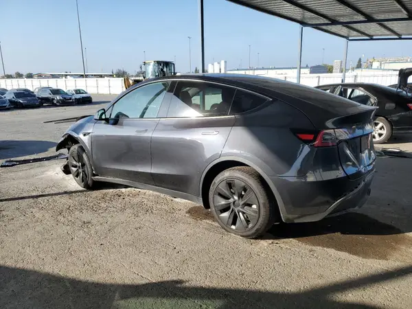 7SAYGDEDXRF209412 2024 TESLA MODEL Y - Image 2