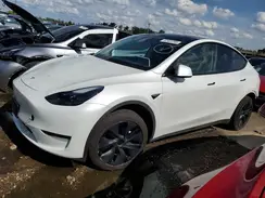 7SAYGDEDXRF210303 2024 TESLA MODEL Y