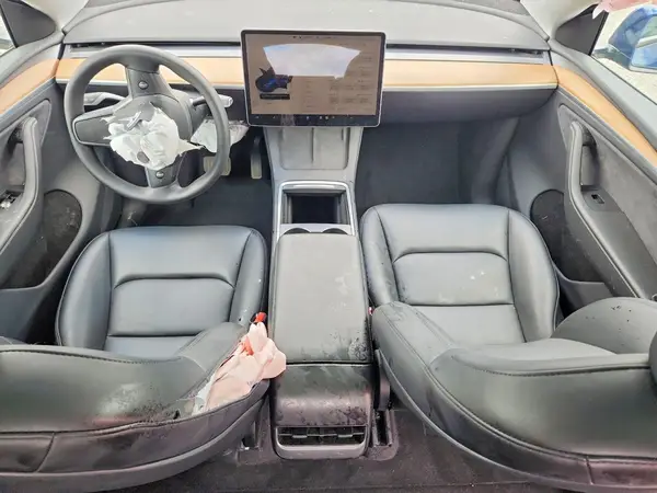 7SAYGDEDXSA348510 2025 TESLA MODEL Y - Image 8