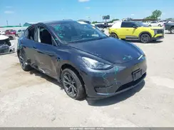 7SAYGDEDXSA353268 2025 TESLA MODEL Y