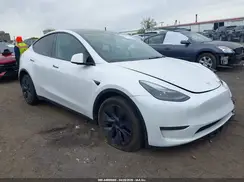 7SAYGDEDXSA374010 2025 TESLA MODEL Y