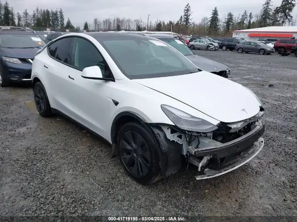 7SAYGDEDXSF248734 2025 TESLA MODEL Y - Image 1