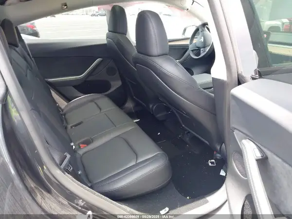 7SAYGDEDXSF259104 2025 TESLA MODEL Y - Image 8