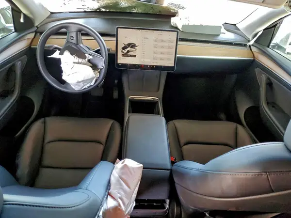 7SAYGDEDXSF264500 2025 TESLA MODEL Y - Image 8