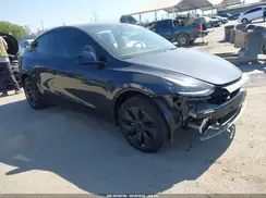 7SAYGDEDXSF269504 2025 TESLA MODEL Y