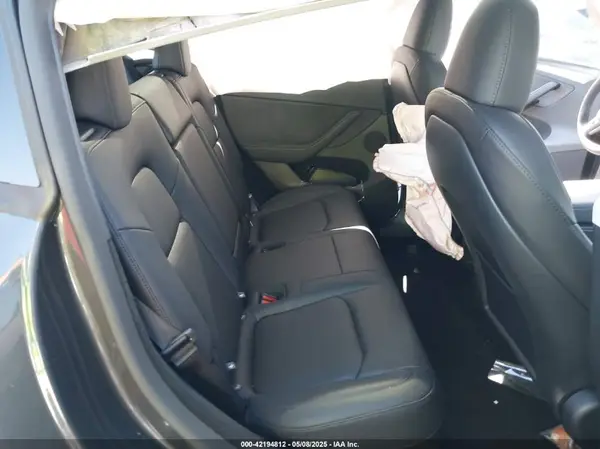 7SAYGDEDXSF304056 2025 TESLA MODEL Y - Image 8