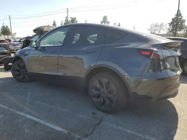 7SAYGDEDXSF310293 2025 TESLA MODEL Y - Image 2