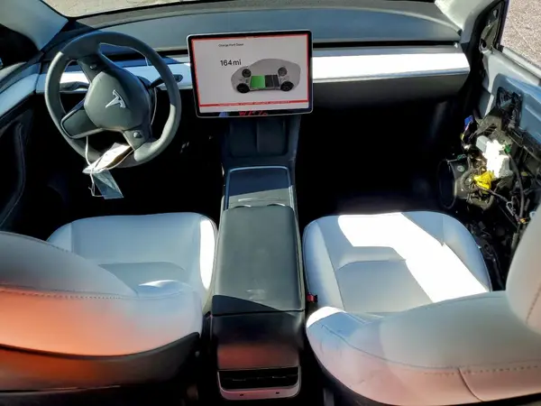 7SAYGDEDXSF319060 2025 TESLA MODEL Y - Image 8