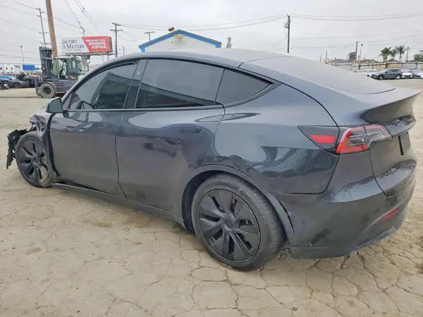 7SAYGDEDXSF319382 2025 TESLA MODEL Y - Image 2
