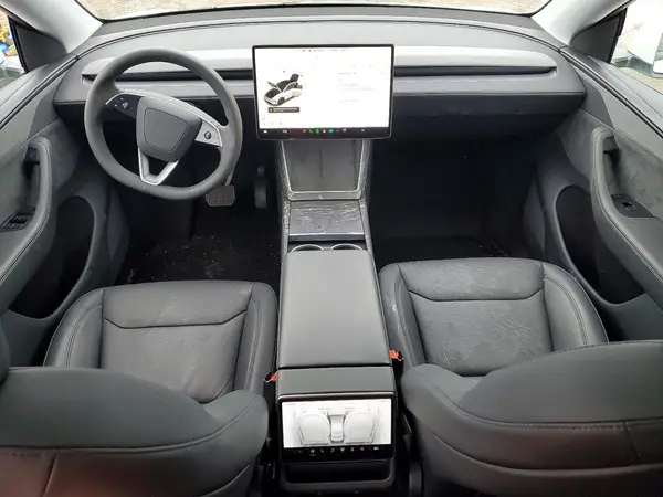 7SAYGDEDXTA412188 2026 TESLA MODEL Y - Image 8