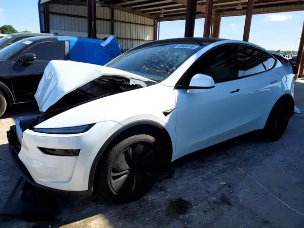 7SAYGDEDXTA418573 2026 TESLA MODEL Y - Image 1