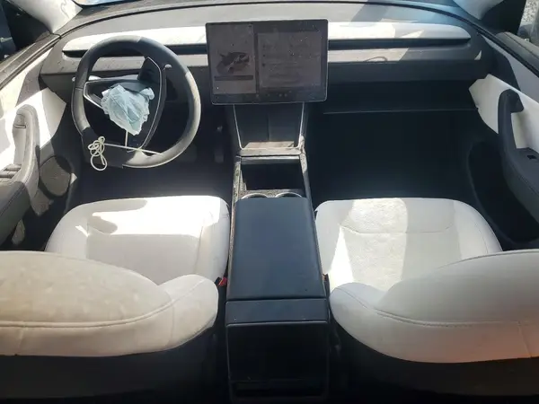 7SAYGDEDXTA418573 2026 TESLA MODEL Y - Image 8