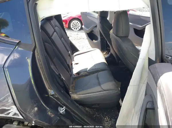 7SAYGDEDXTA419576 2026 TESLA MODEL Y - Image 8