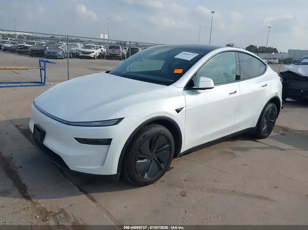 7SAYGDEDXTA429654 2026 TESLA MODEL Y - Image 2