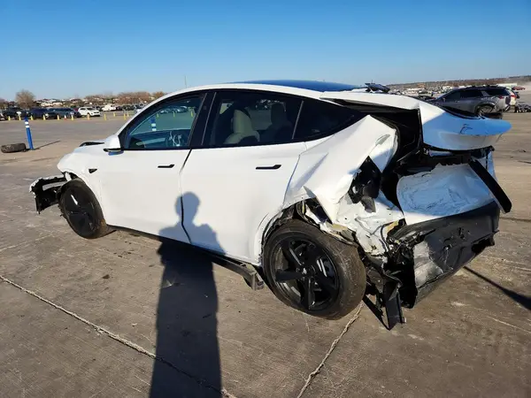 7SAYGDEDXTA451220 2026 TESLA MODEL Y - Image 2