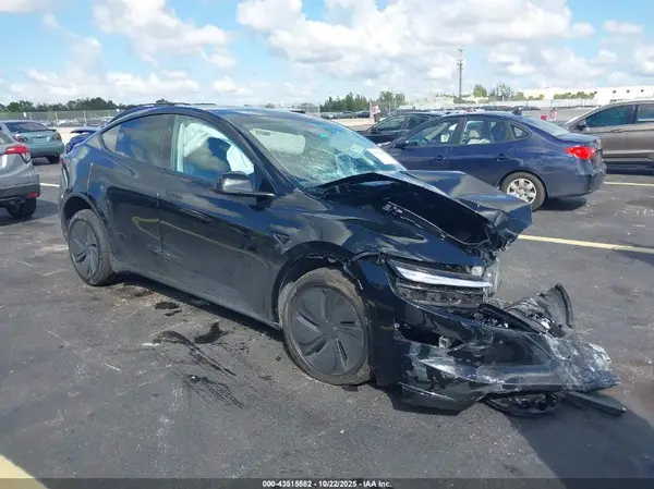 7SAYGDEDXTA471015 2026 TESLA MODEL Y - Image 1