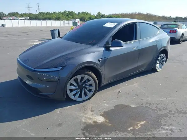 7SAYGDEDXTA471872 2026 TESLA MODEL Y - Image 2