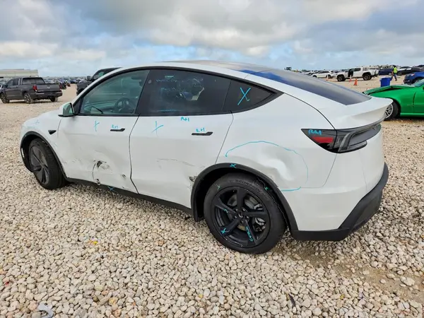 7SAYGDEDXTA491443 2026 TESLA MODEL Y - Image 2