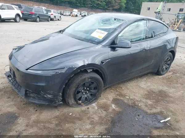 7SAYGDEDXTA590330 2026 TESLA MODEL Y - Image 2