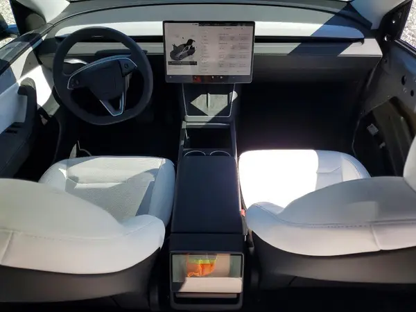7SAYGDEDXTA598282 2026 TESLA MODEL Y - Image 8
