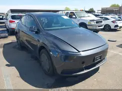 7SAYGDEDXTA606610 2026 TESLA MODEL Y