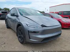 7SAYGDEDXTA674177 2026 TESLA MODEL Y