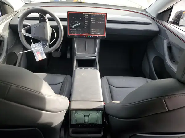 7SAYGDEDXTF386131 2026 TESLA MODEL Y - Image 8