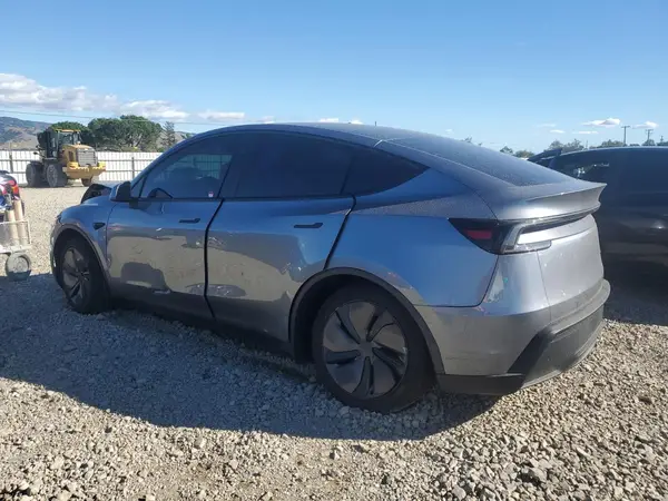 7SAYGDEDXTF388879 2026 TESLA MODEL Y - Image 2