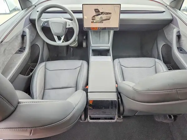 7SAYGDEDXTF407138 2026 TESLA MODEL Y - Image 8