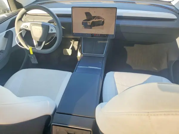 7SAYGDEDXTF415532 2026 TESLA MODEL Y - Image 8