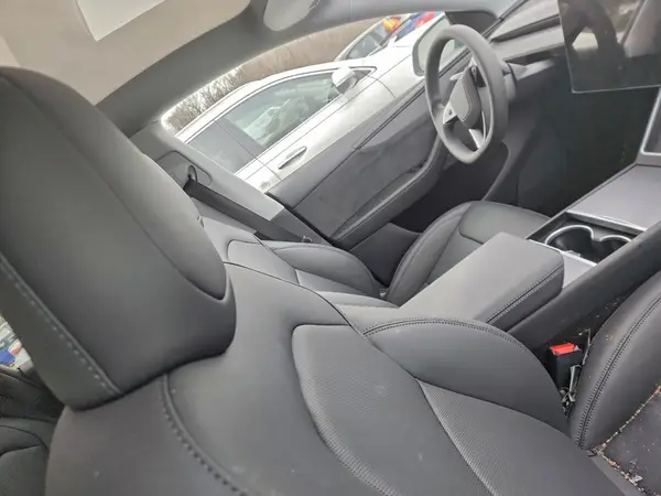 7SAYGDEDXTF435151 2026 TESLA MODEL Y - Image 8