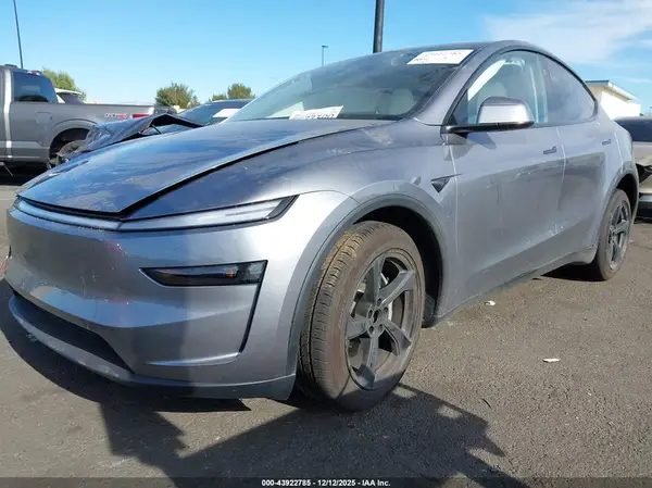 7SAYGDEDXTF445937 2026 TESLA MODEL Y - Image 2
