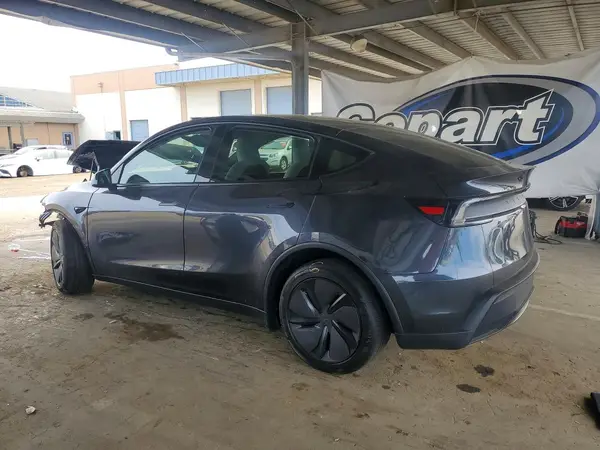 7SAYGDEDXTF530695 2026 TESLA MODEL Y - Image 2