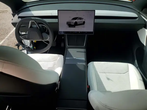 7SAYGDEDXTF580884 2026 TESLA MODEL Y - Image 8