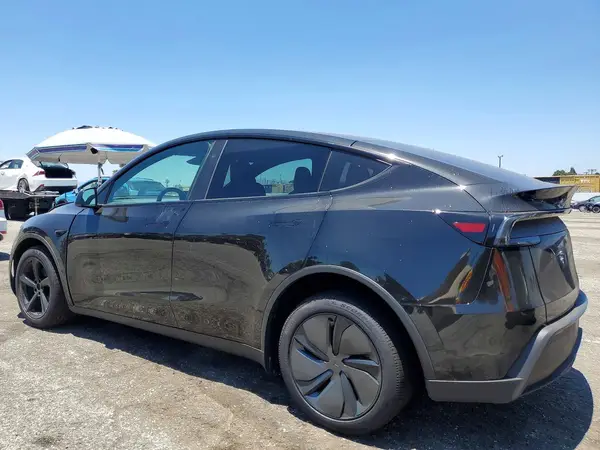 7SAYGDEDXTF589035 2026 TESLA MODEL Y - Image 2