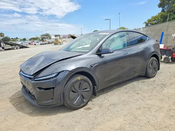 7SAYGDEDXTF651937 2026 TESLA MODEL Y - Image 1