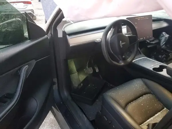 7SAYGDEE0NA006545 2022 TESLA MODEL Y - Image 8