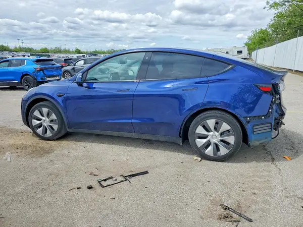 7SAYGDEE0NA007341 2022 TESLA MODEL Y - Image 2