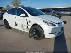 7SAYGDEE0NA011874 2022 TESLA MODEL Y