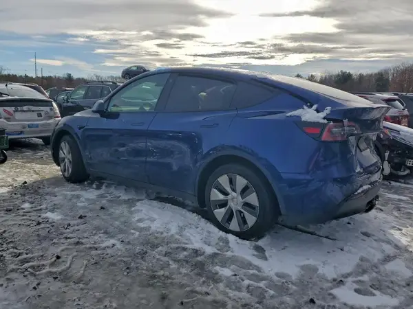 7SAYGDEE0NA014743 2022 TESLA MODEL Y - Image 2