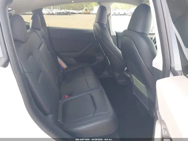 7SAYGDEE0NA016735 2022 TESLA MODEL Y - Image 8