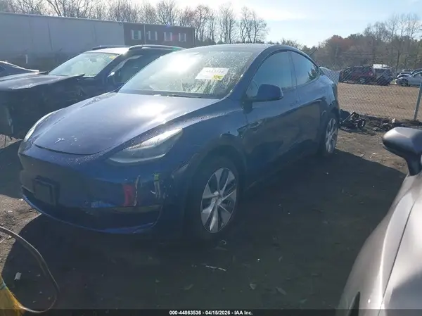 7SAYGDEE0NA018257 2022 TESLA MODEL Y - Image 2